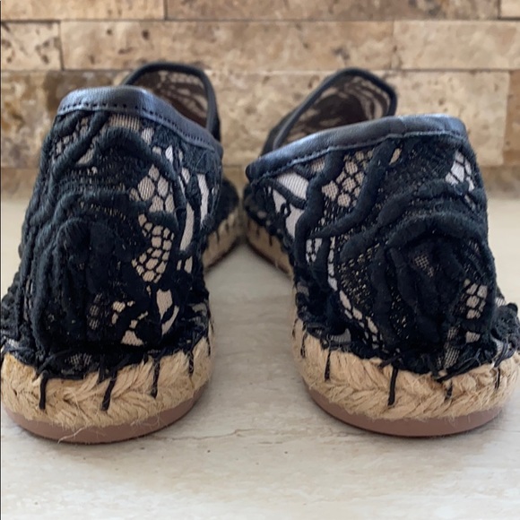Authentic Valentino Floral Black Lace Espadrilles - Picture 4 of 7